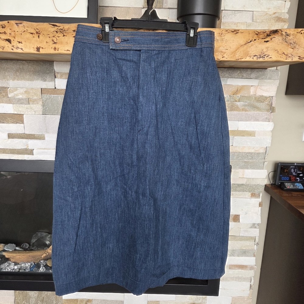 Vintage 70's Levis Midi Length Denim Skirt Womens Size 12 Two Horse Logo